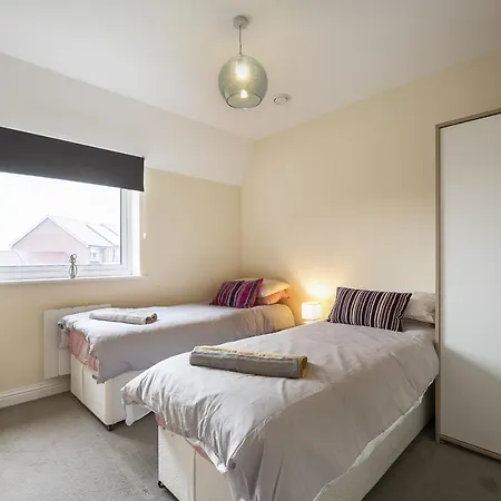 Inaras Place Aylesbury  Exterior photo