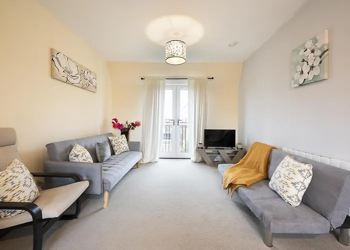 Inaras Place